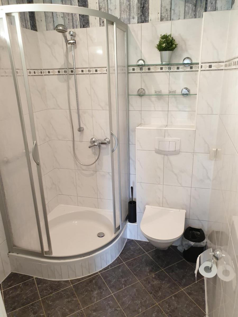 Strandstrasse 51a, Marina Apartment