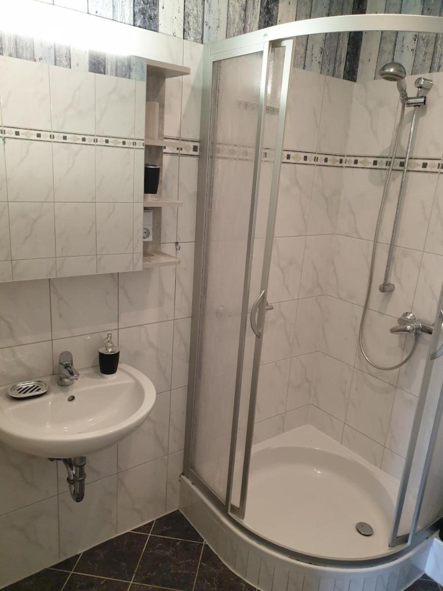 Strandstraße 51a, Marina Apartment *